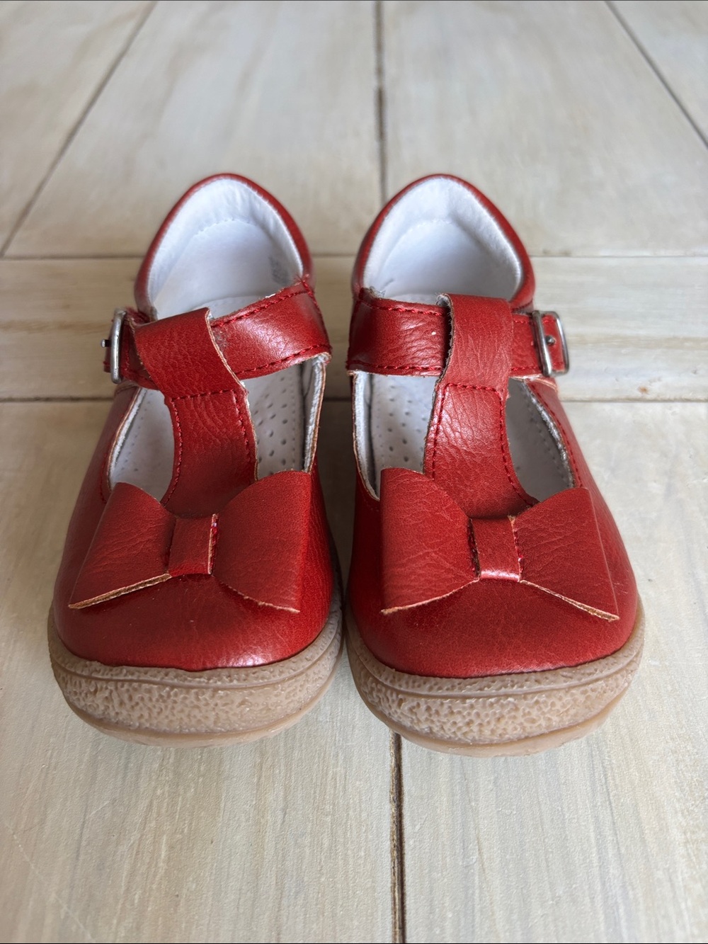 L’Amour Baby Girls Red Leather T Strap Mary Jane’s Shoes Size 5 Bow